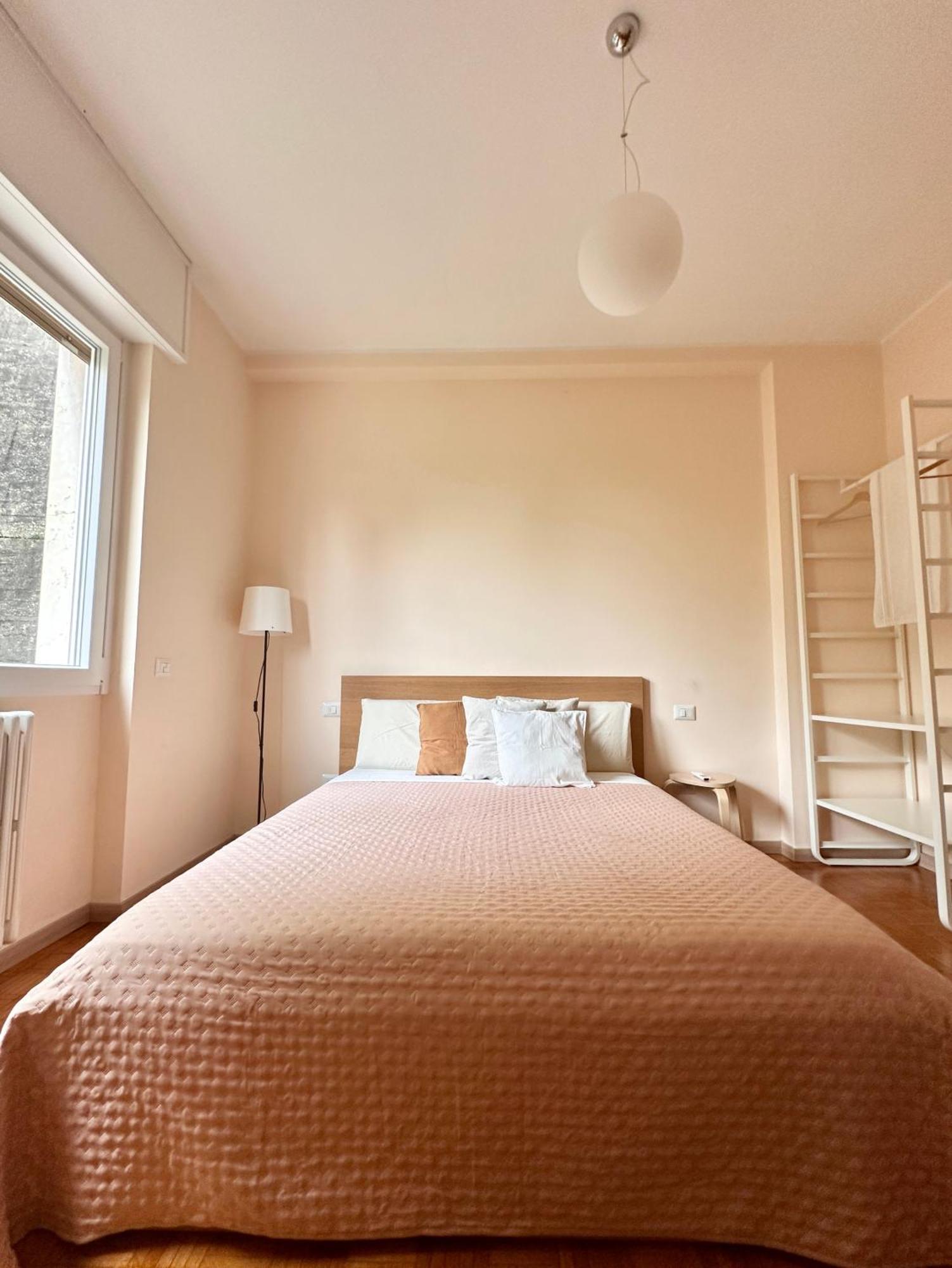 كومو Casa Ling -Ac - Parking-2Bathrooms المظهر الخارجي الصورة