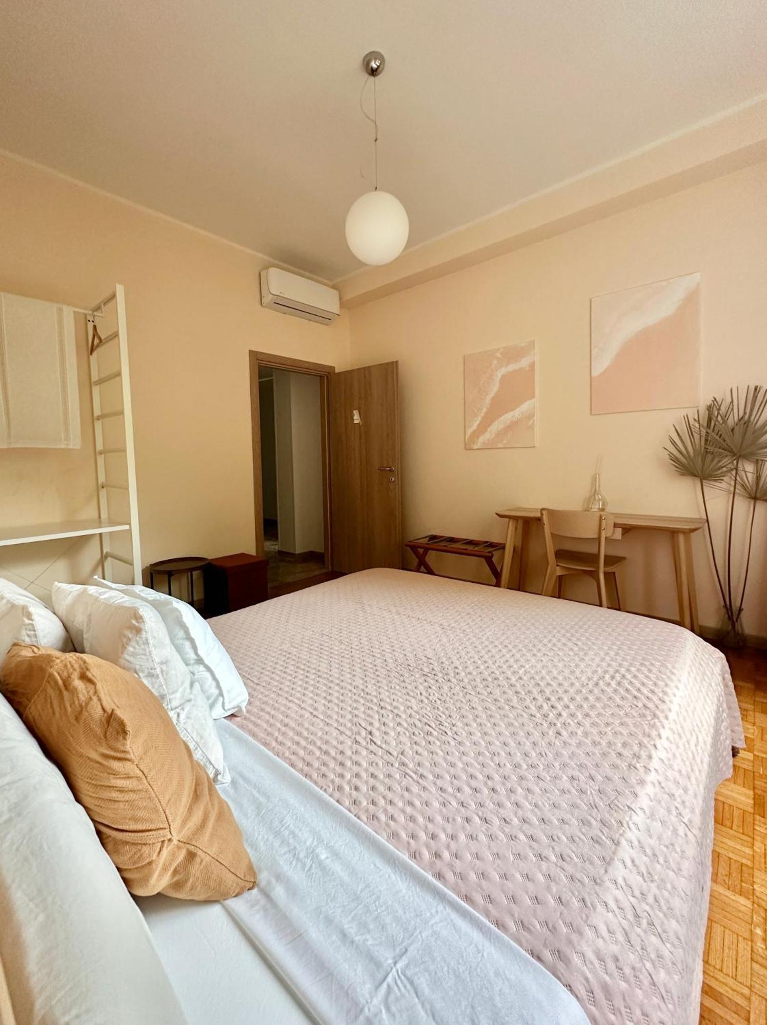 كومو Casa Ling -Ac - Parking-2Bathrooms المظهر الخارجي الصورة