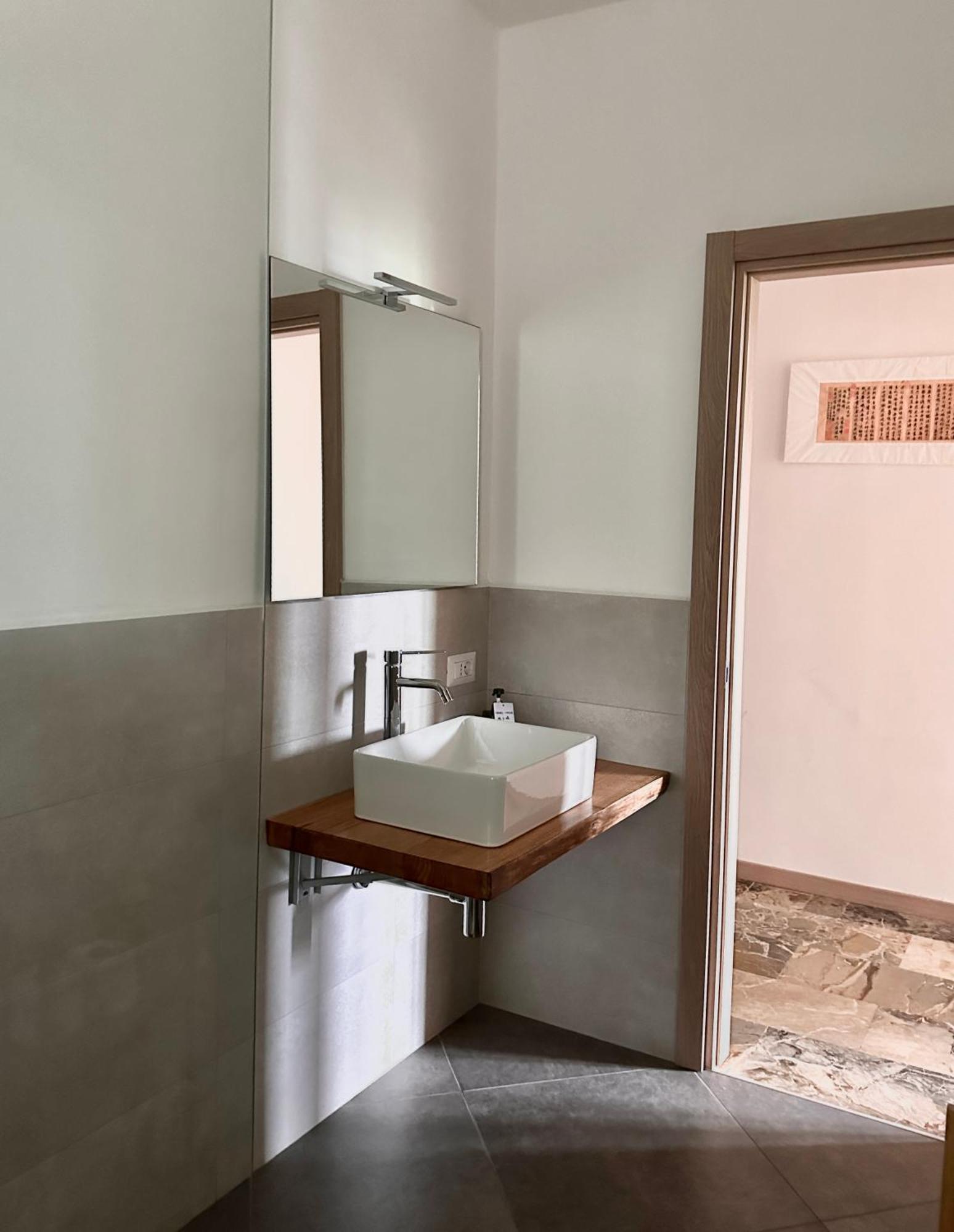 كومو Casa Ling -Ac - Parking-2Bathrooms المظهر الخارجي الصورة